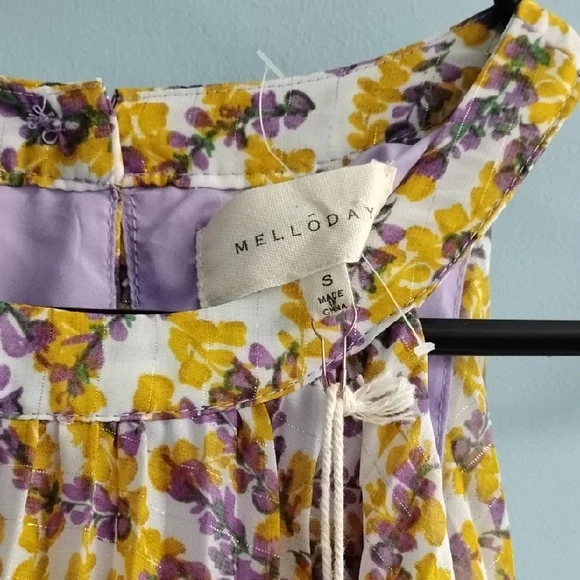 NWT MELLODAY Floral Sleeveless Pleated Dress in Yellow and Purple Size Small - Picture 3 of 6